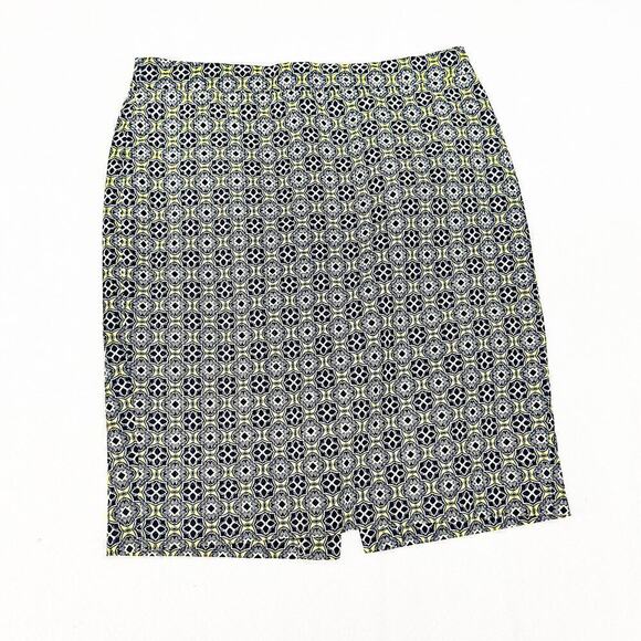 J. Crew The Pencil Skirt Patterned Straight Back Slit Size 4 - Picture 1 of 5